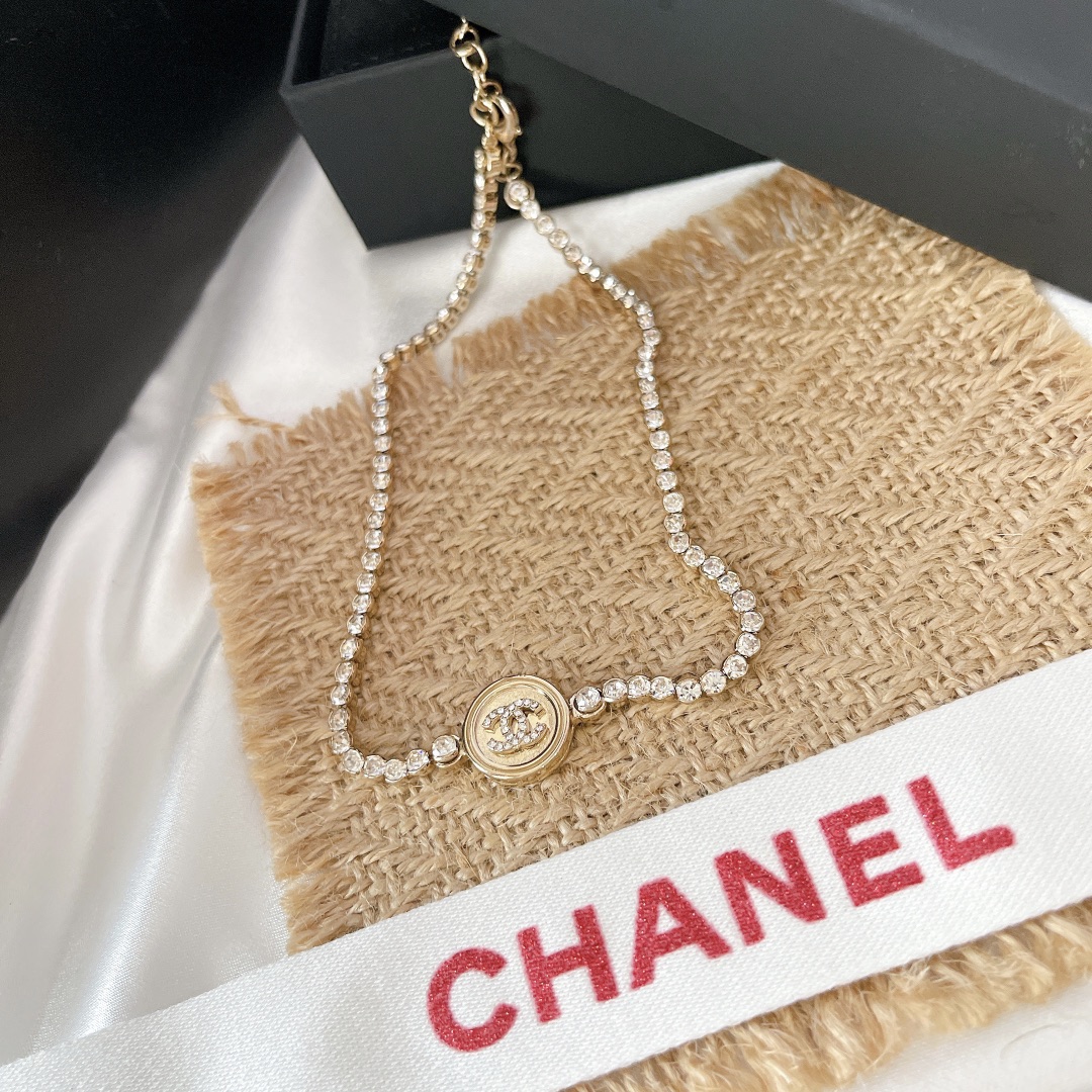 Chanel Necklace Diamond L