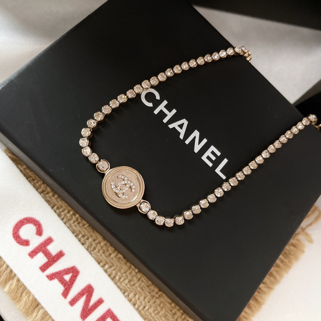 Chanel Necklace Diamond L