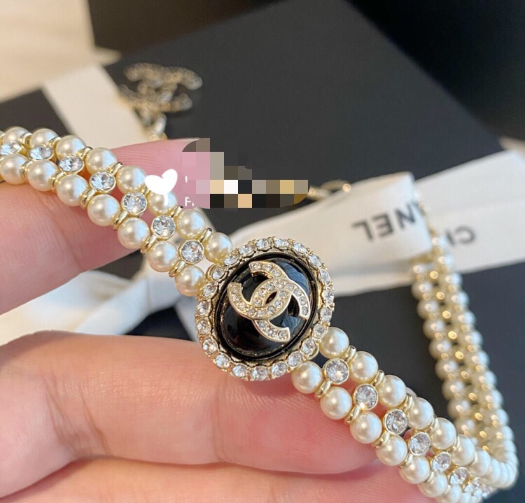 Chanel Necklace Pearl L