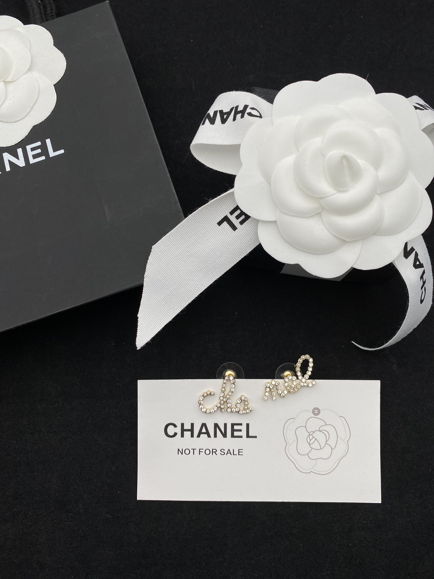 Chanel Earrings L