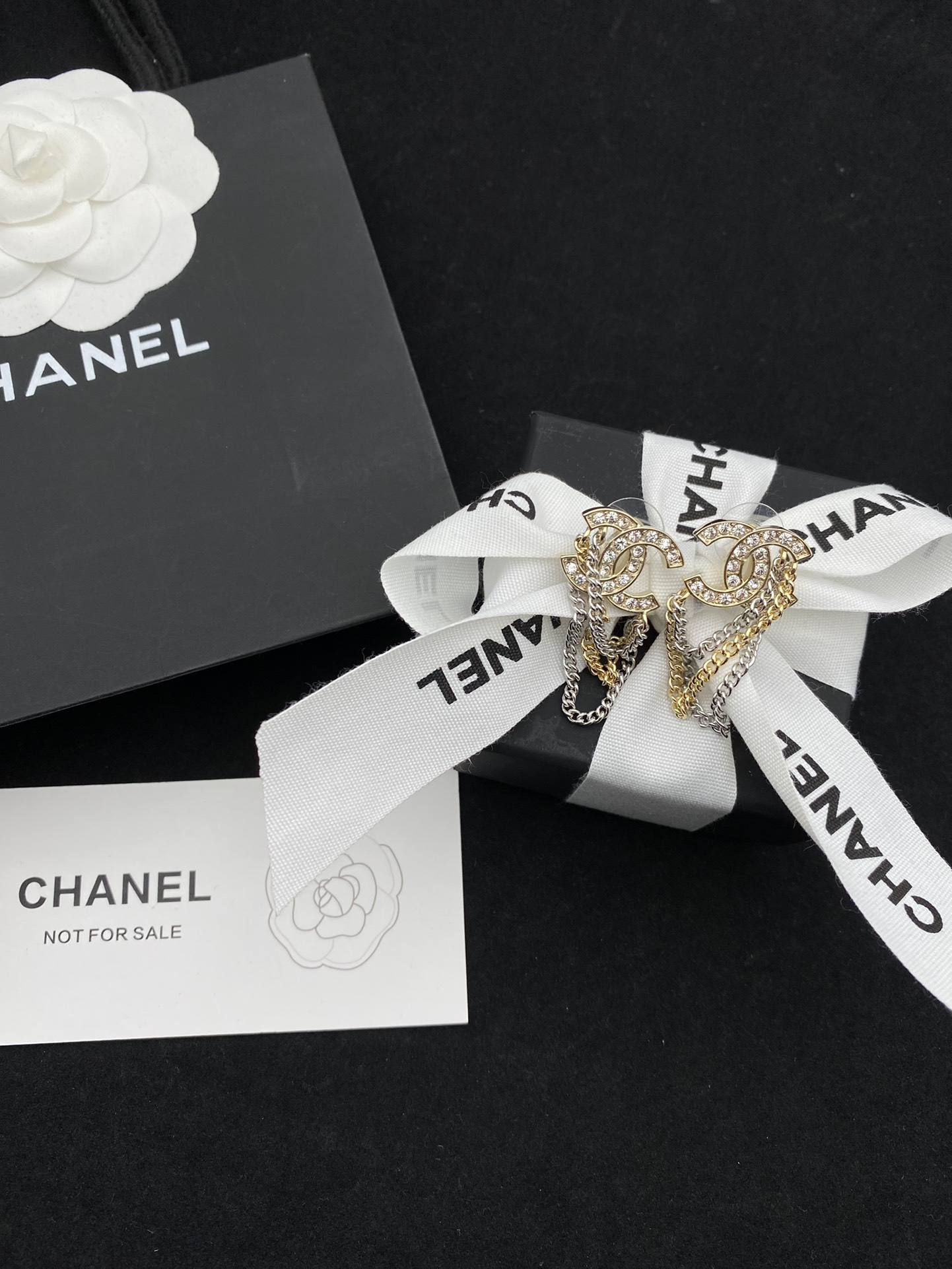 Chanel Earrings L