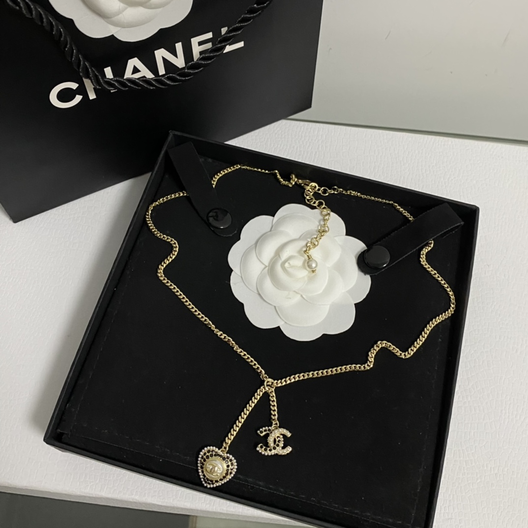 Chanel Basic Jewelry L