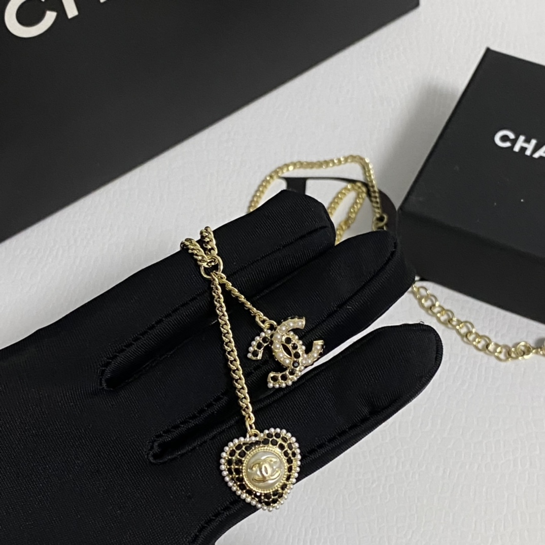 Chanel Basic Jewelry L