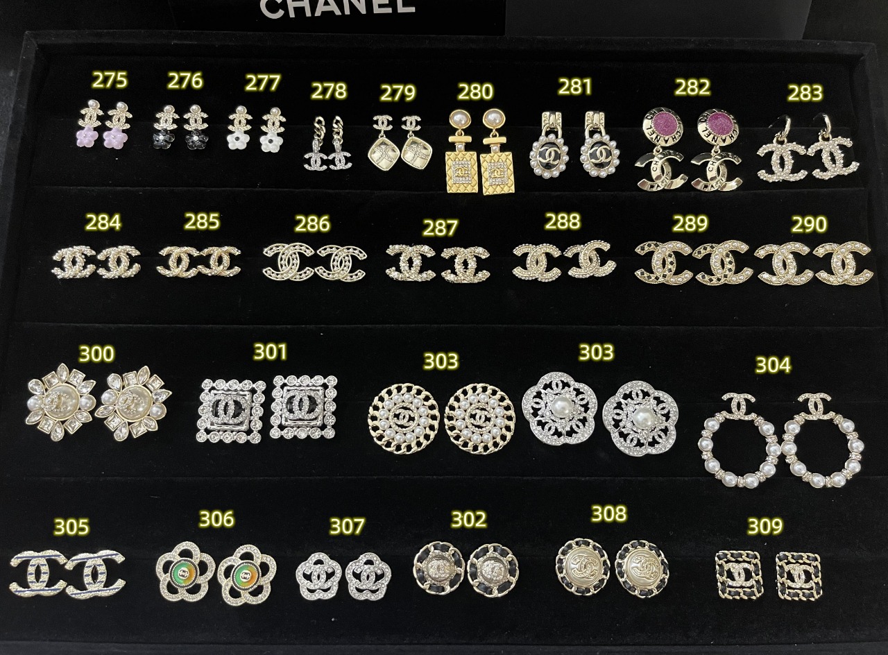 Chanel Earrings L