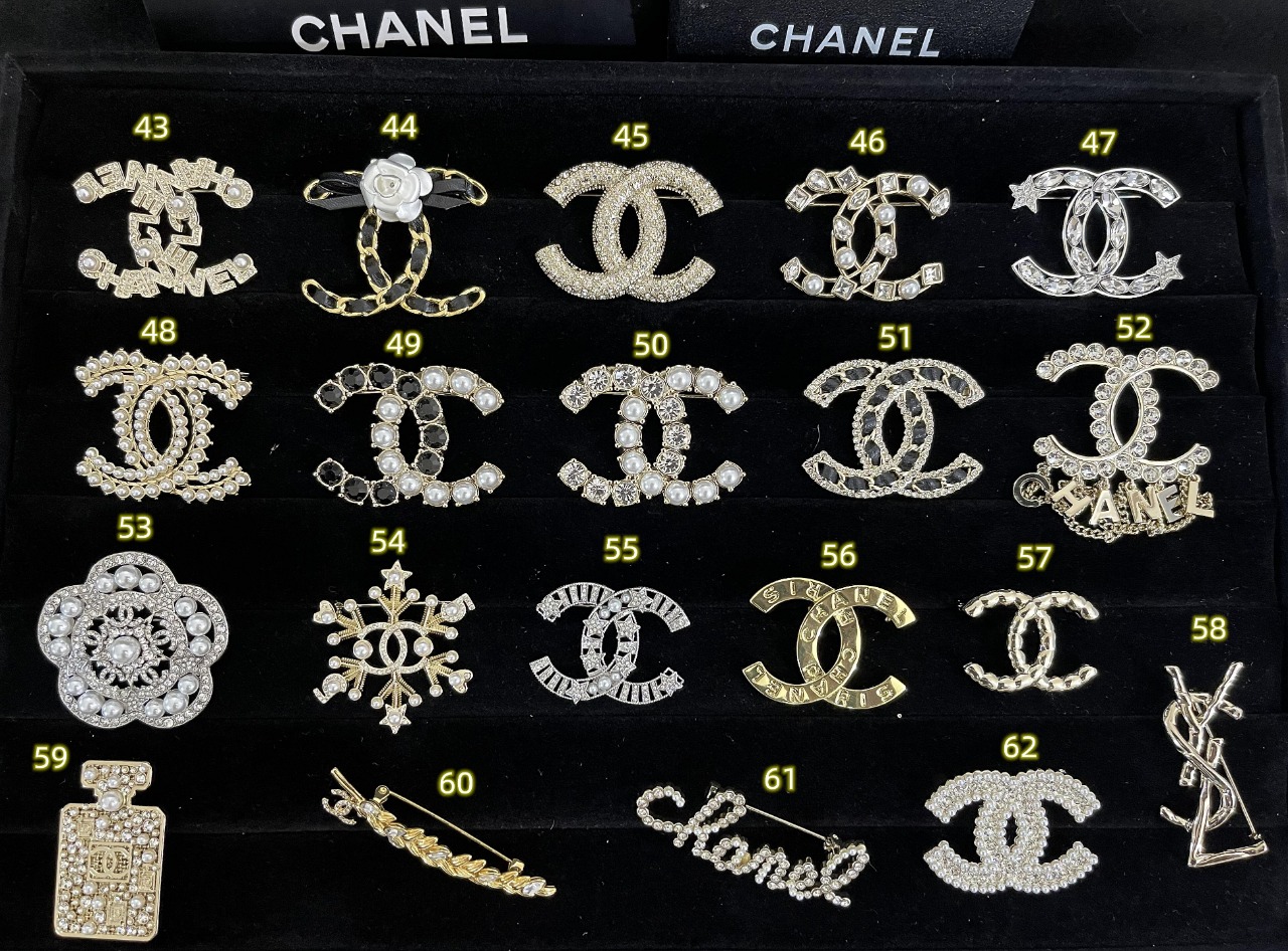 Chanel Earrings L