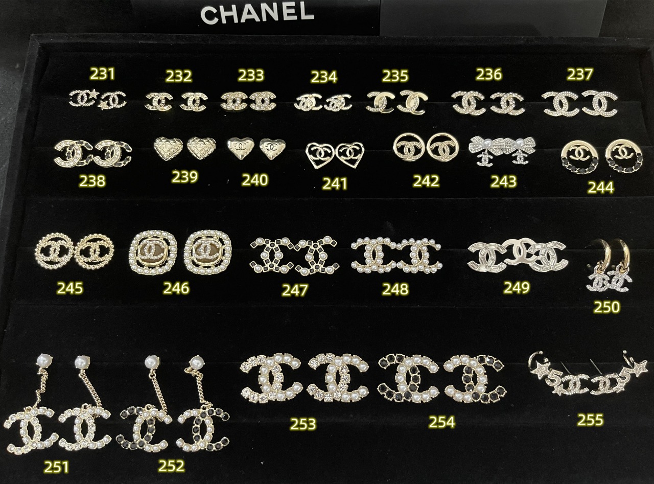 Chanel Earrings L