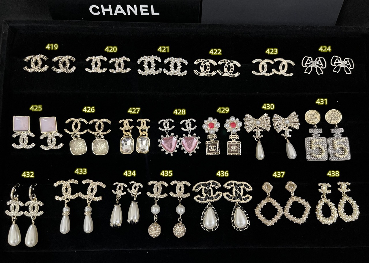Chanel Earrings L
