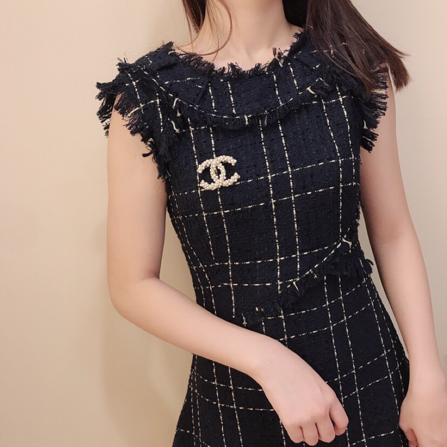 Chanel Necklace Pearl L