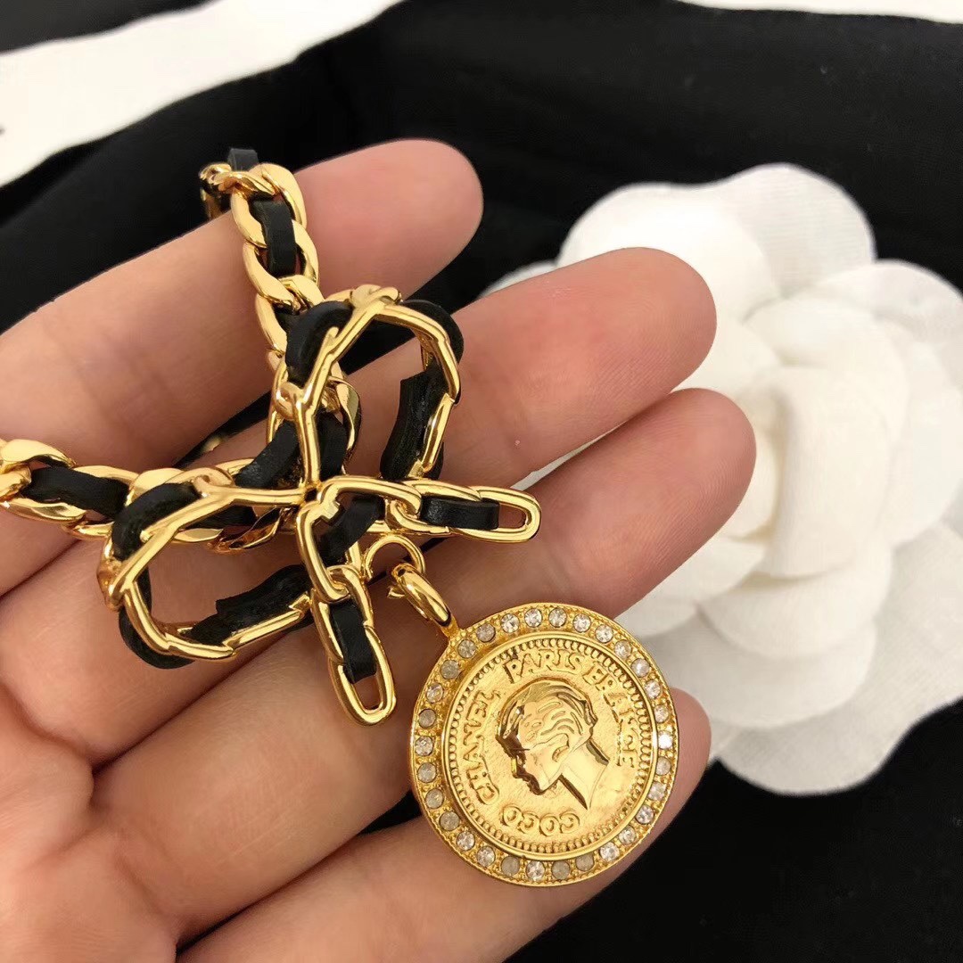 Chanel Necklace L