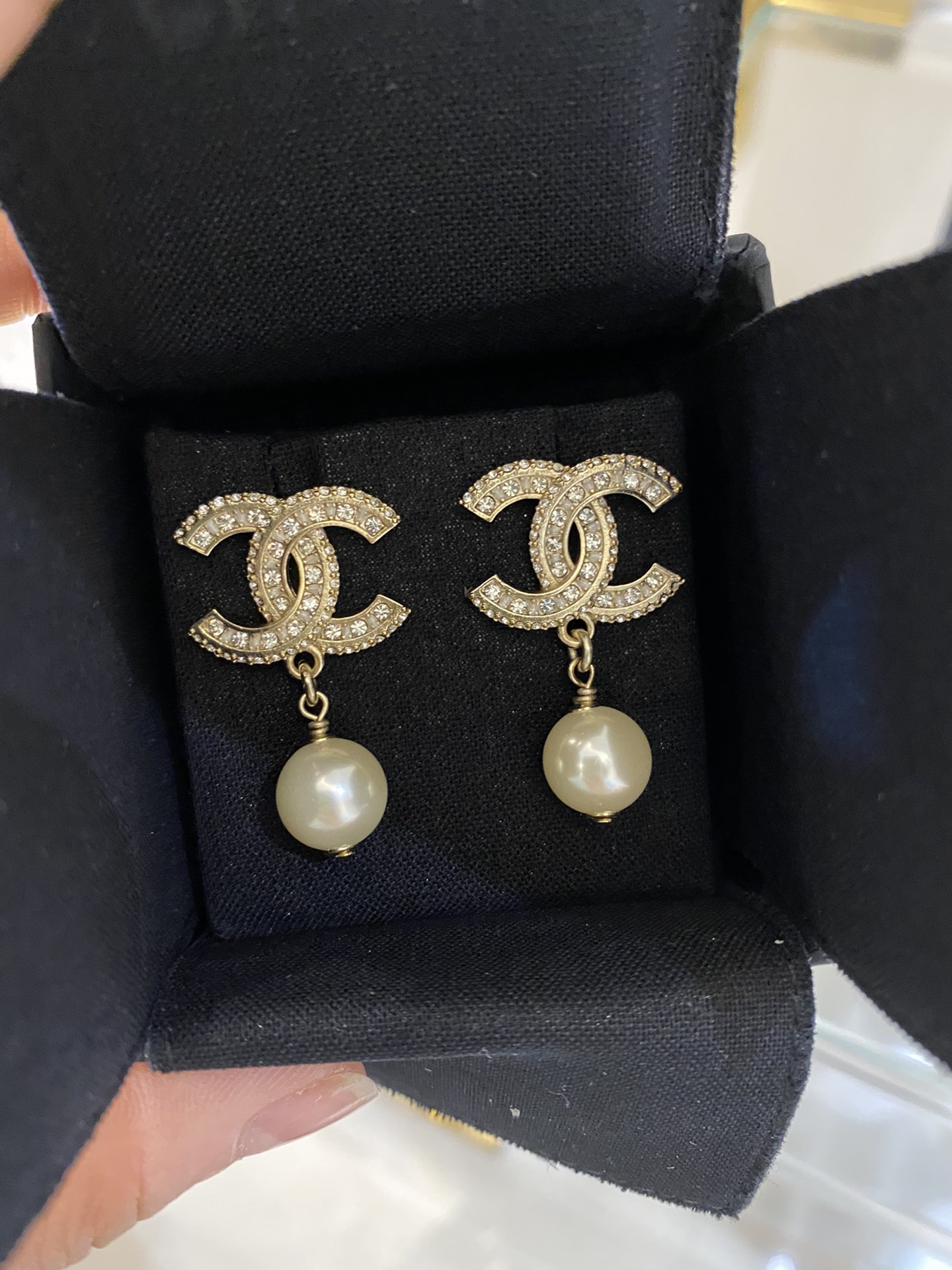 Chanel Earrings Pearl L