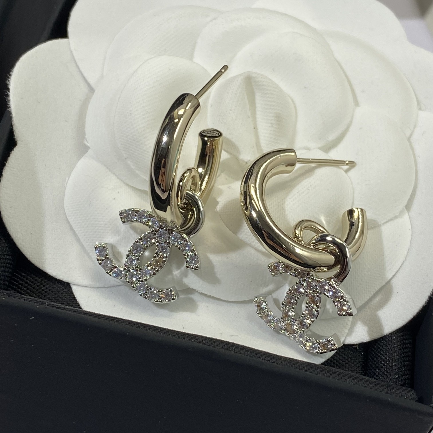 Chanel Earrings S-l