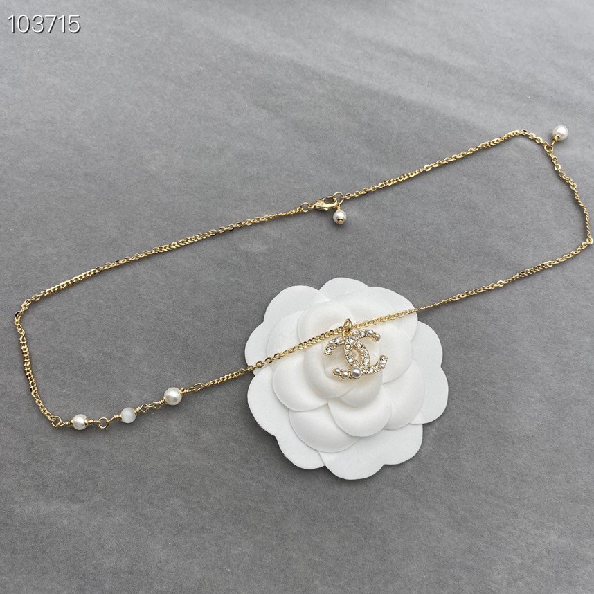 Chanel Necklace Pearl L