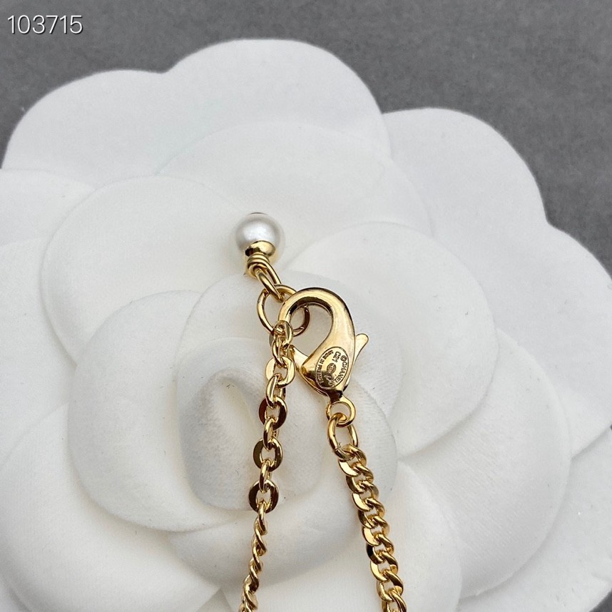 Chanel Necklace Pearl L