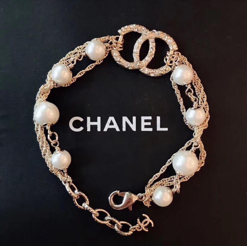 Chanel Bracelet Pearl L