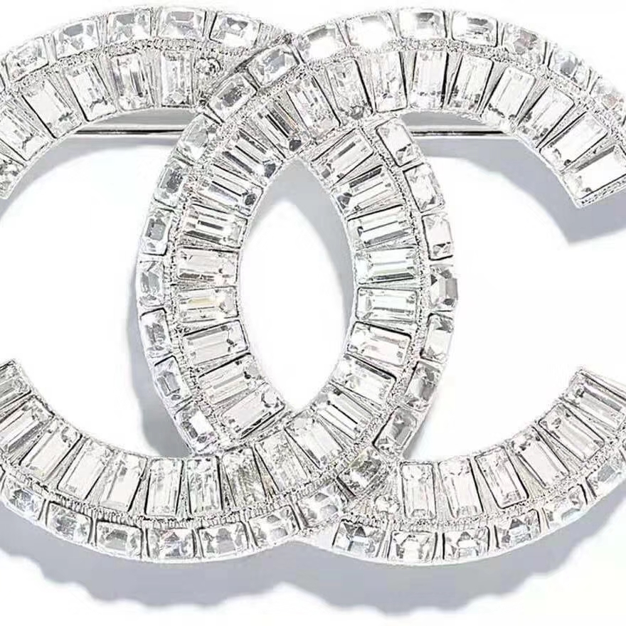 Chanel Brooch Inlaid L