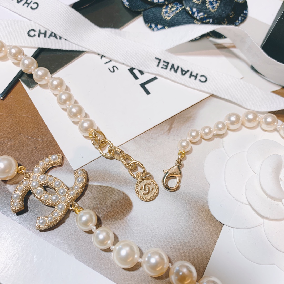Chanel Necklace Pearl L