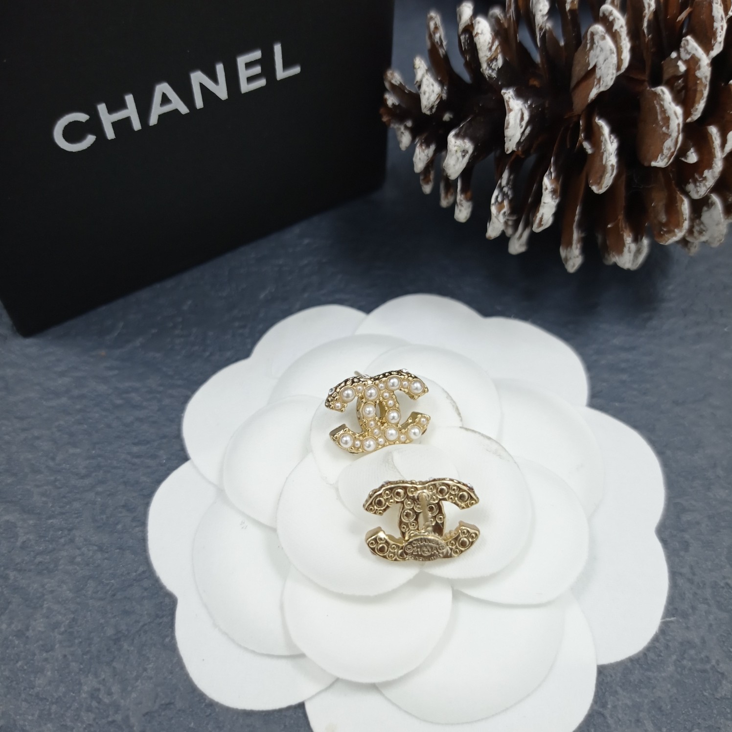 Chanel Earrings Pearl L