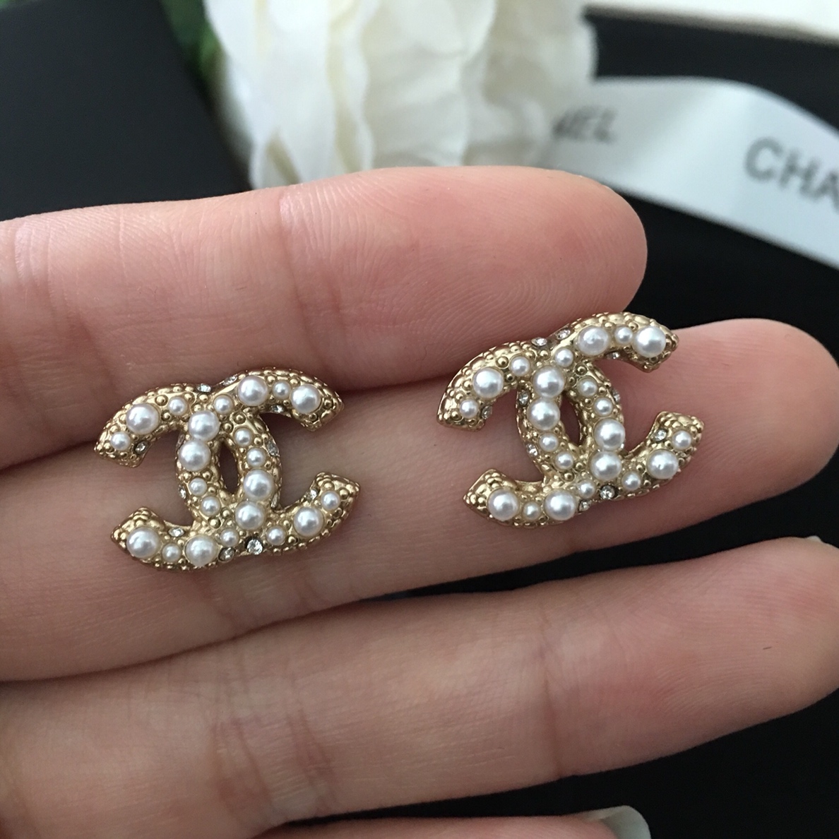 Chanel Earrings Pearl L