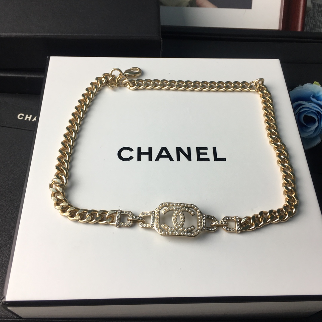 Chanel Necklace Pearl L