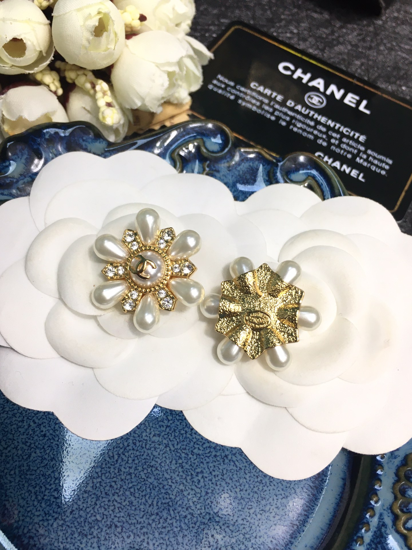 Chanel Earrings Pearl L