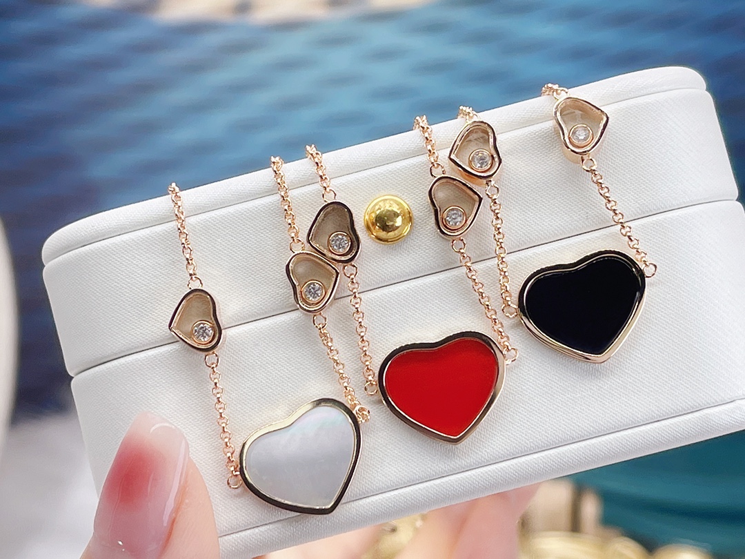 Chanel Female Necklace S