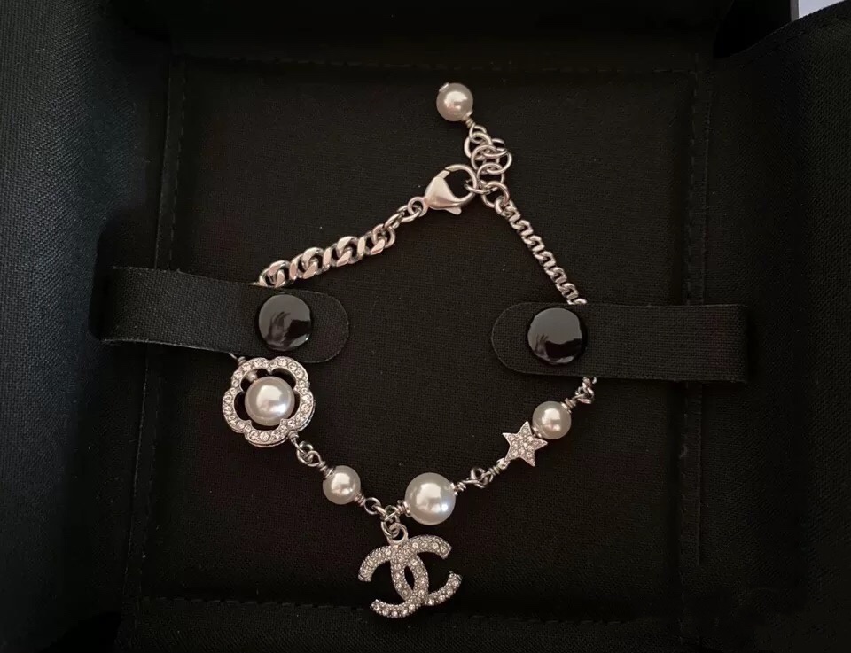 Chanel Bracelet Pearl