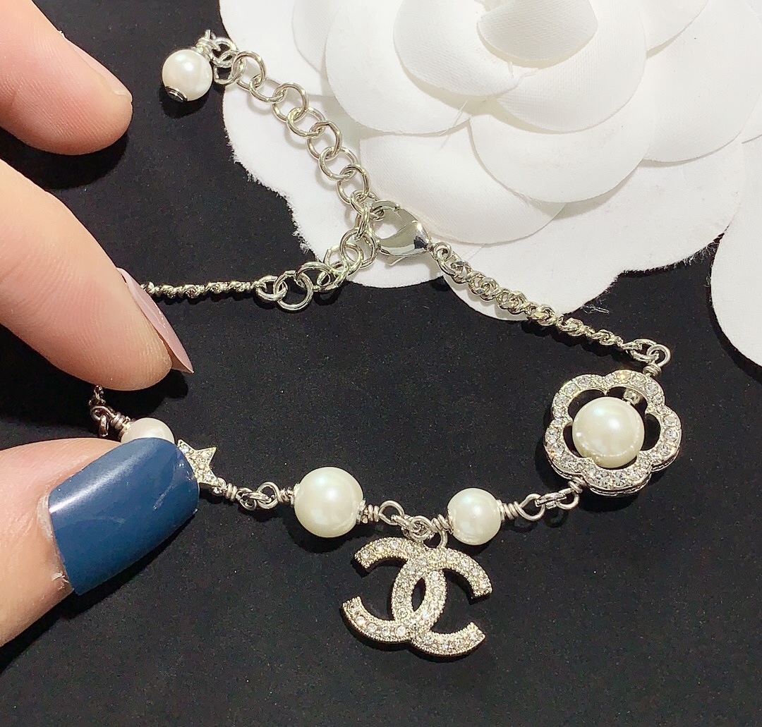 Chanel Bracelet Pearl