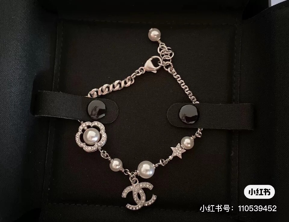 Chanel Bracelet Pearl
