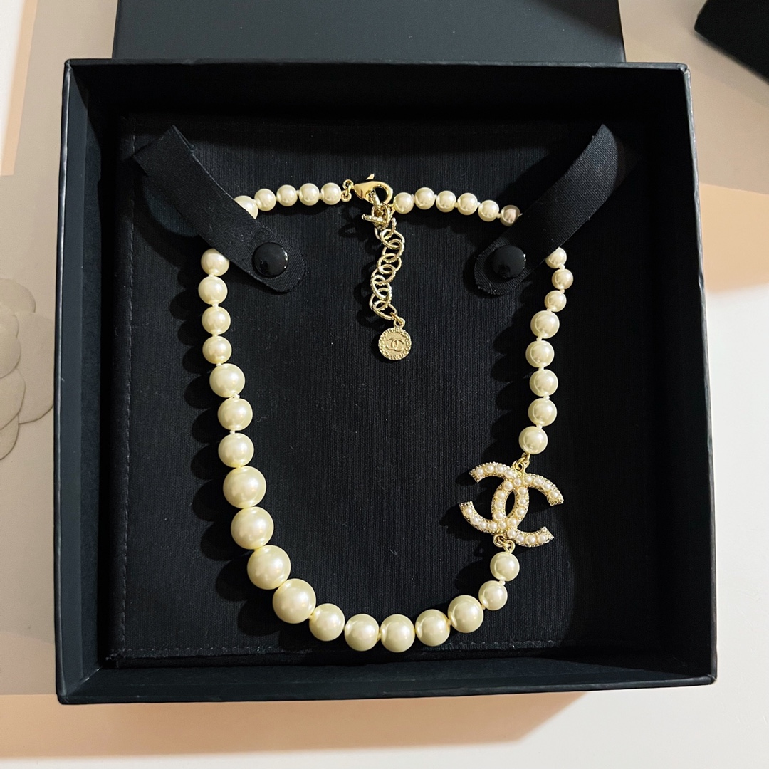 Chanel Necklace Pearl