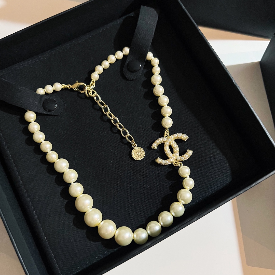 Chanel Necklace Pearl