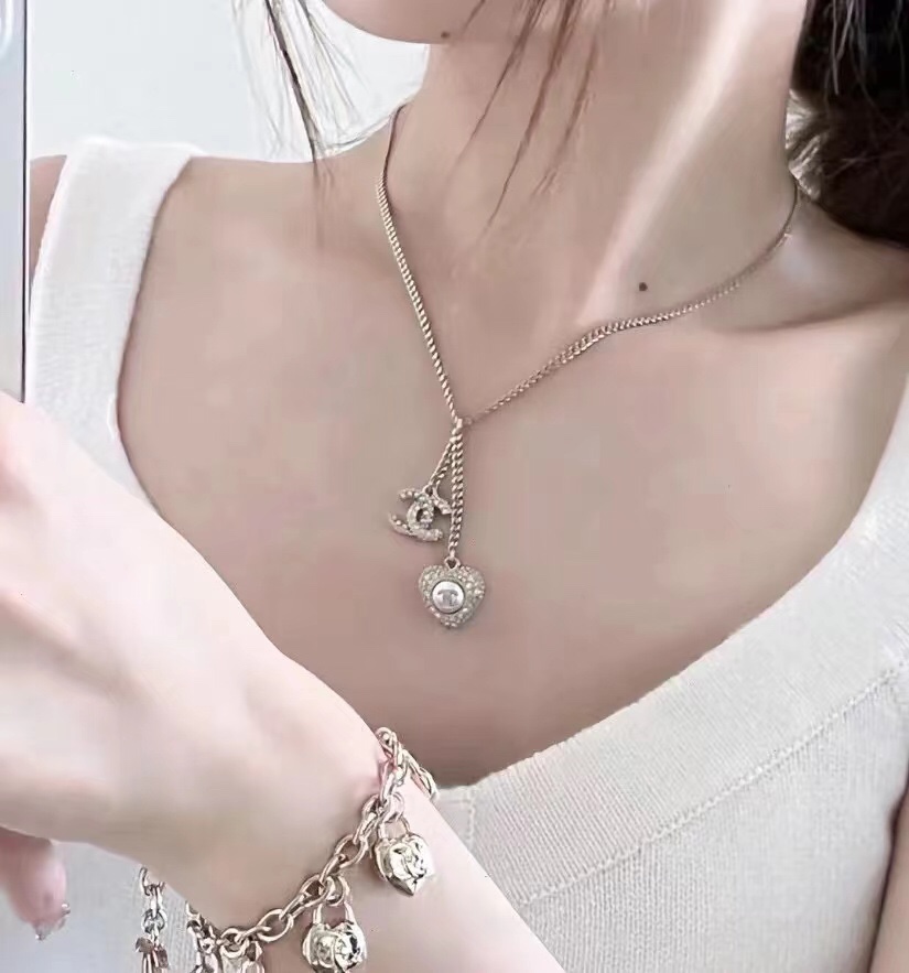 Chanel Necklace Pearl