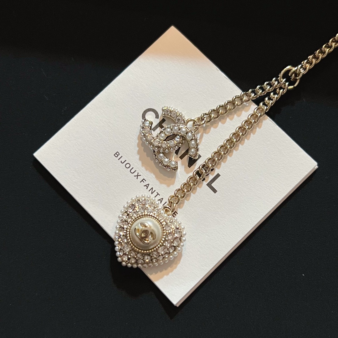 Chanel Necklace Pearl