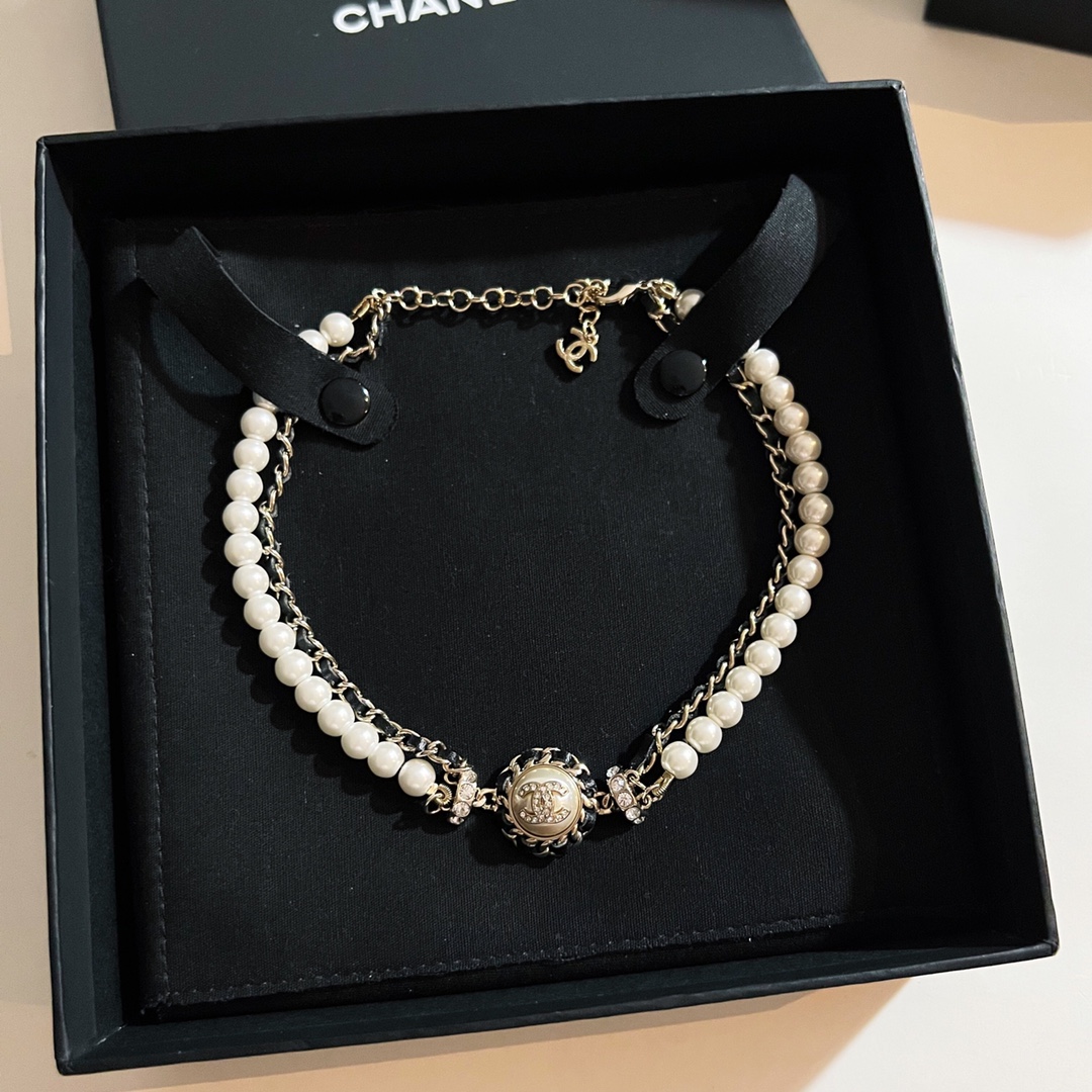Chanel Necklace Pearl