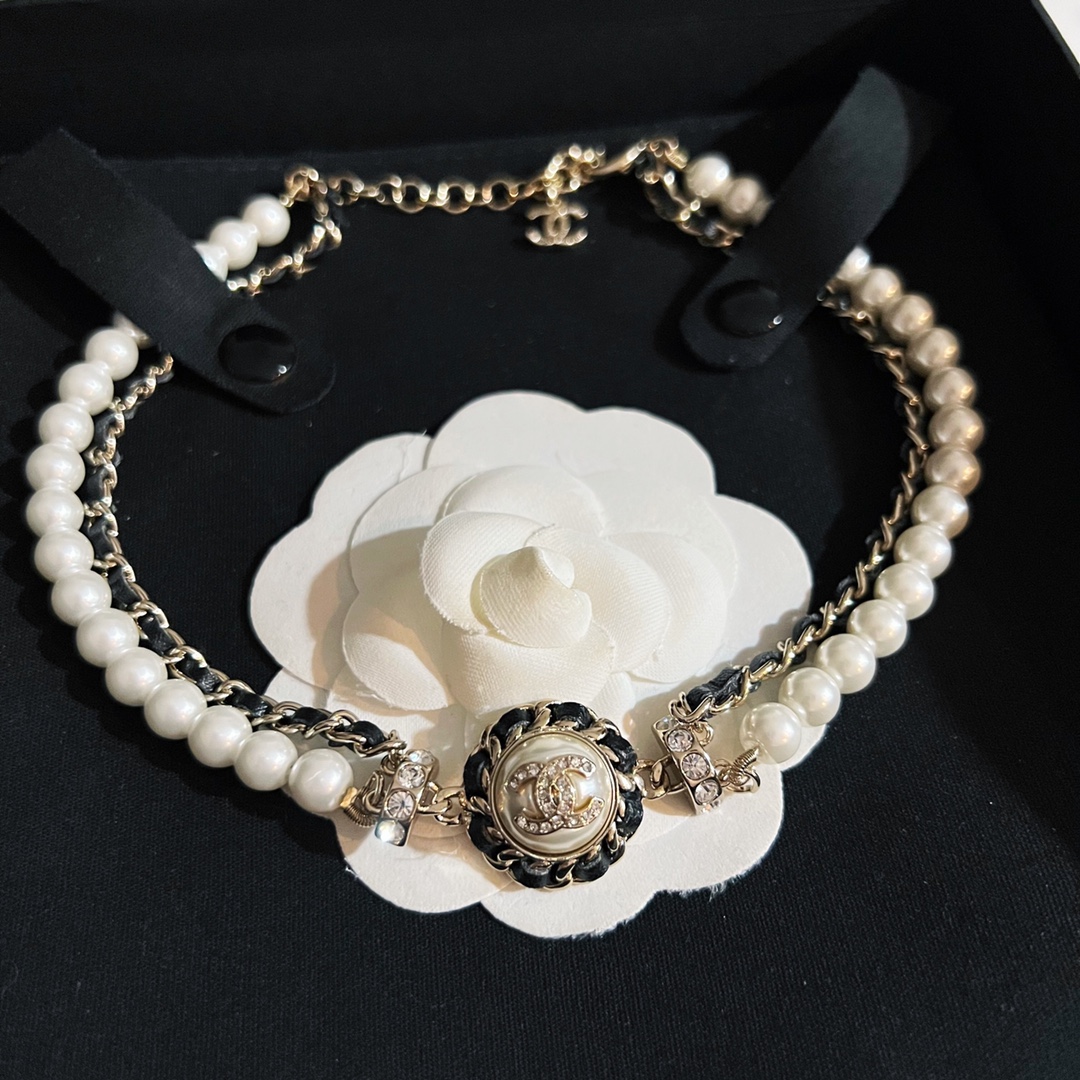 Chanel Necklace Pearl