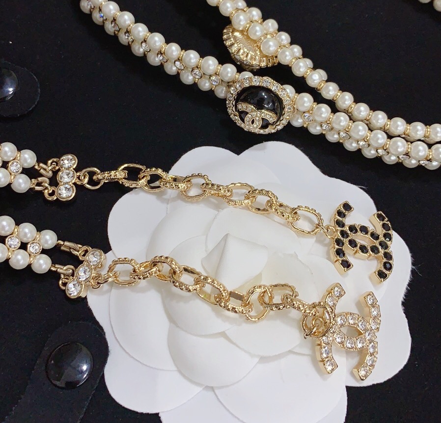 Chanel Necklace Pearl
