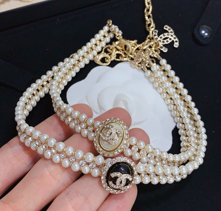 Chanel Necklace Pearl