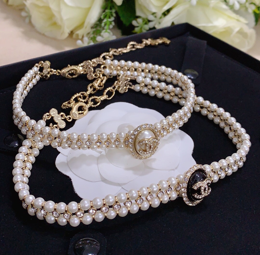 Chanel Necklace Pearl