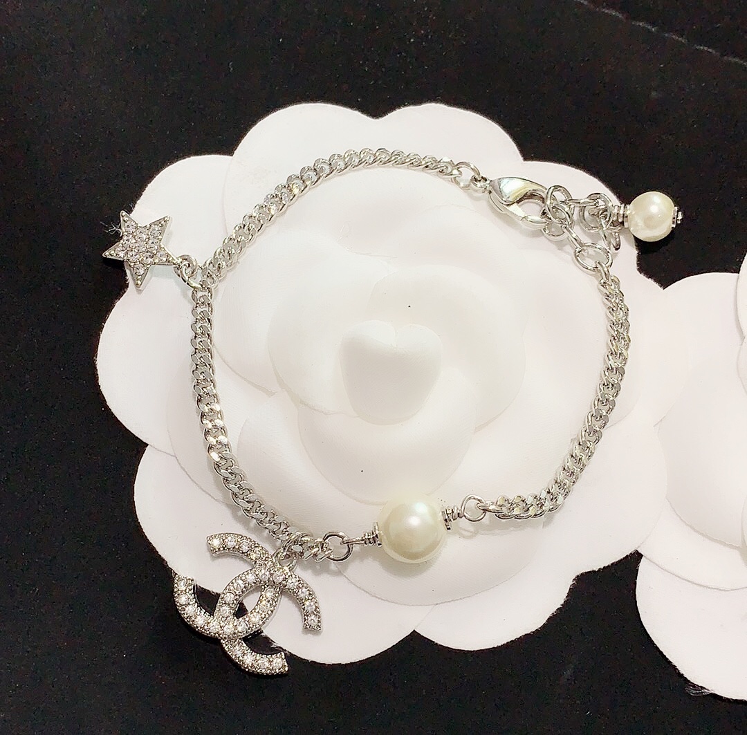Chanel Bracelet Pearl