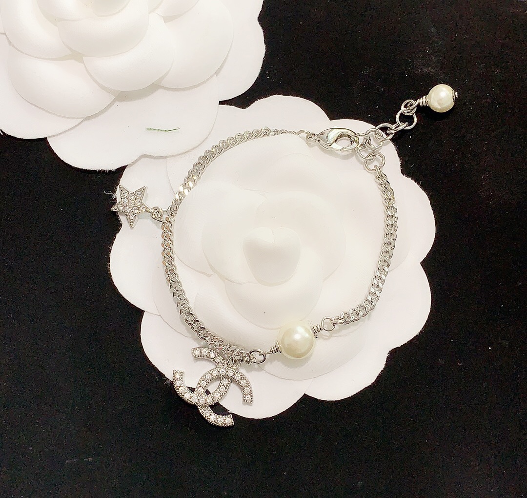 Chanel Bracelet Pearl