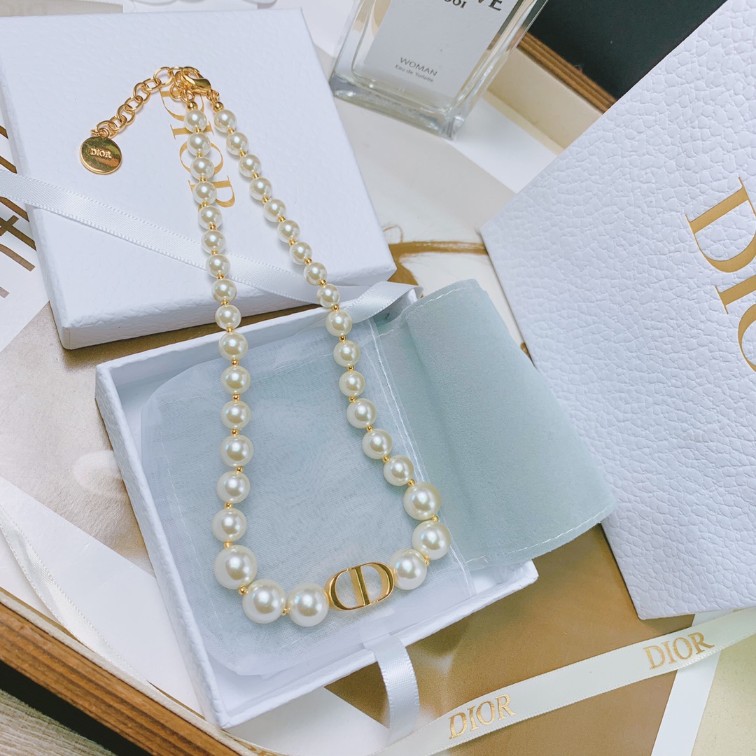 Dior Necklace Pearl