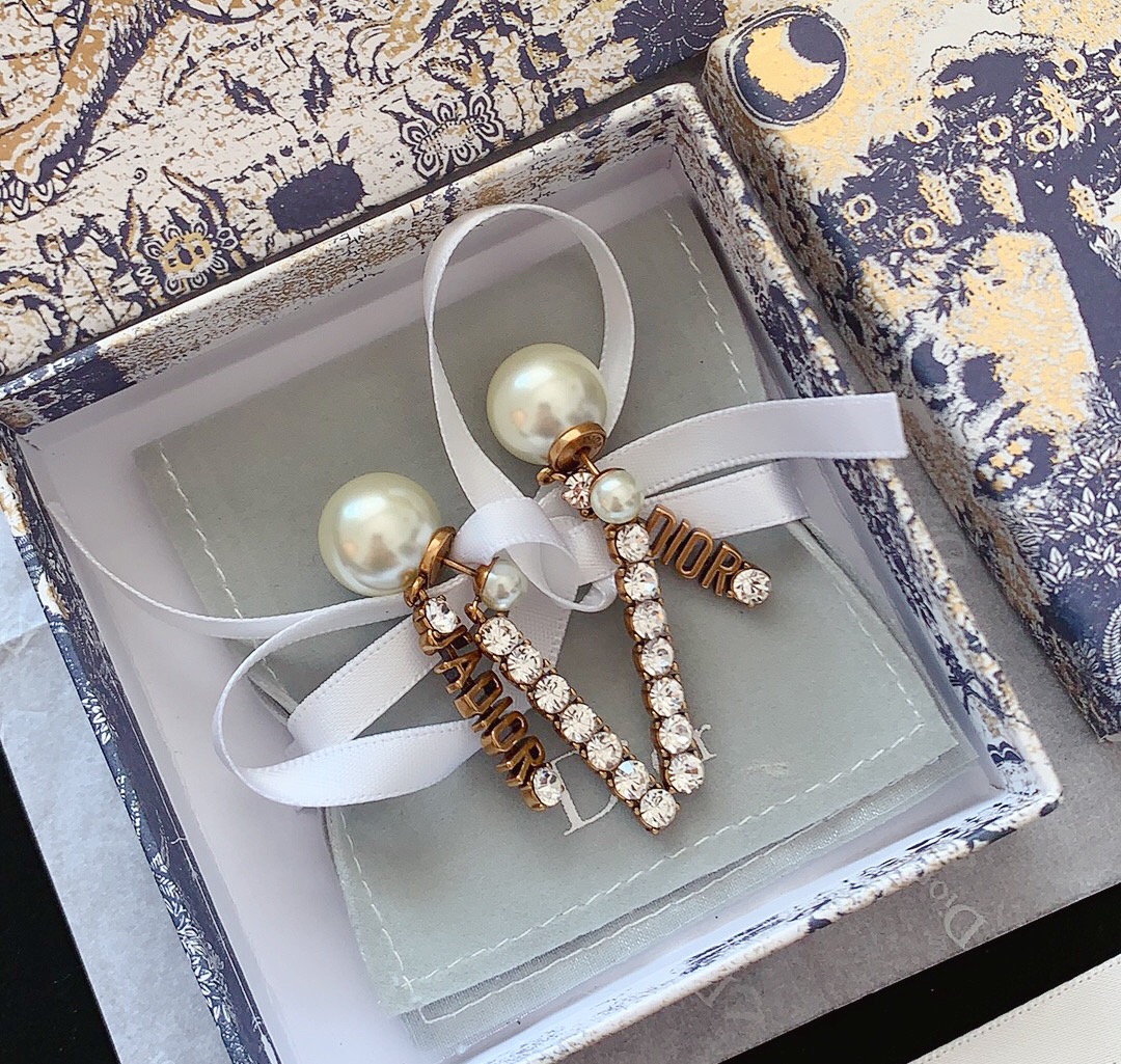 Dior Earrings Pearl
