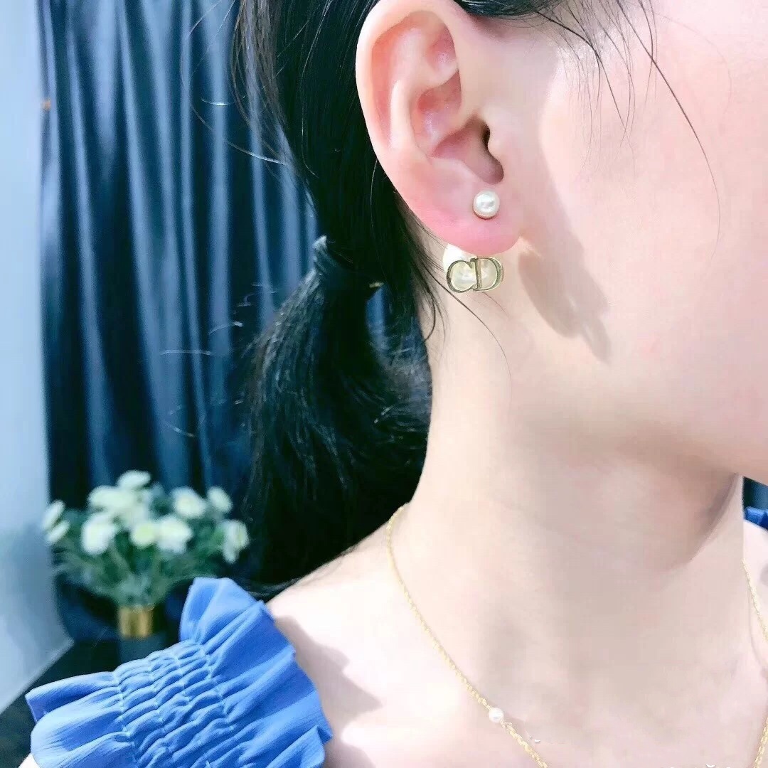 Dior Earrings Pearl