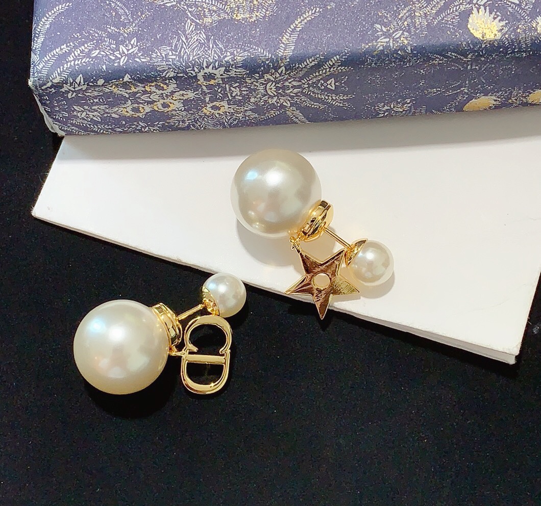 Dior Earrings Pearl