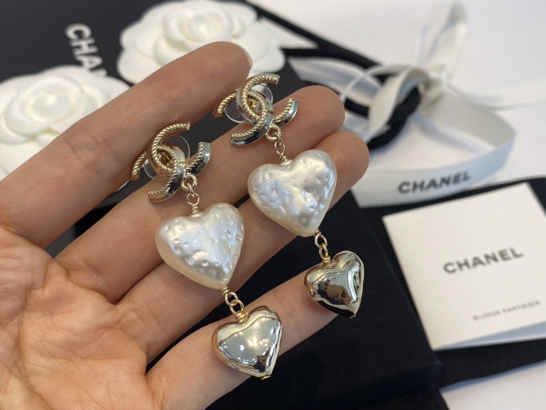 Chanel Earrings Pearl Gold L