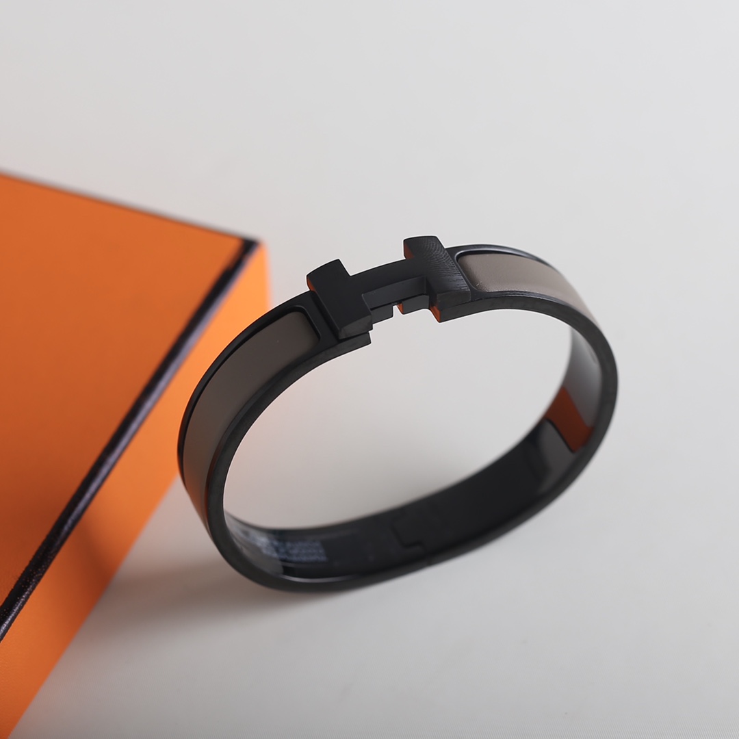 Hermès Bangle M-s