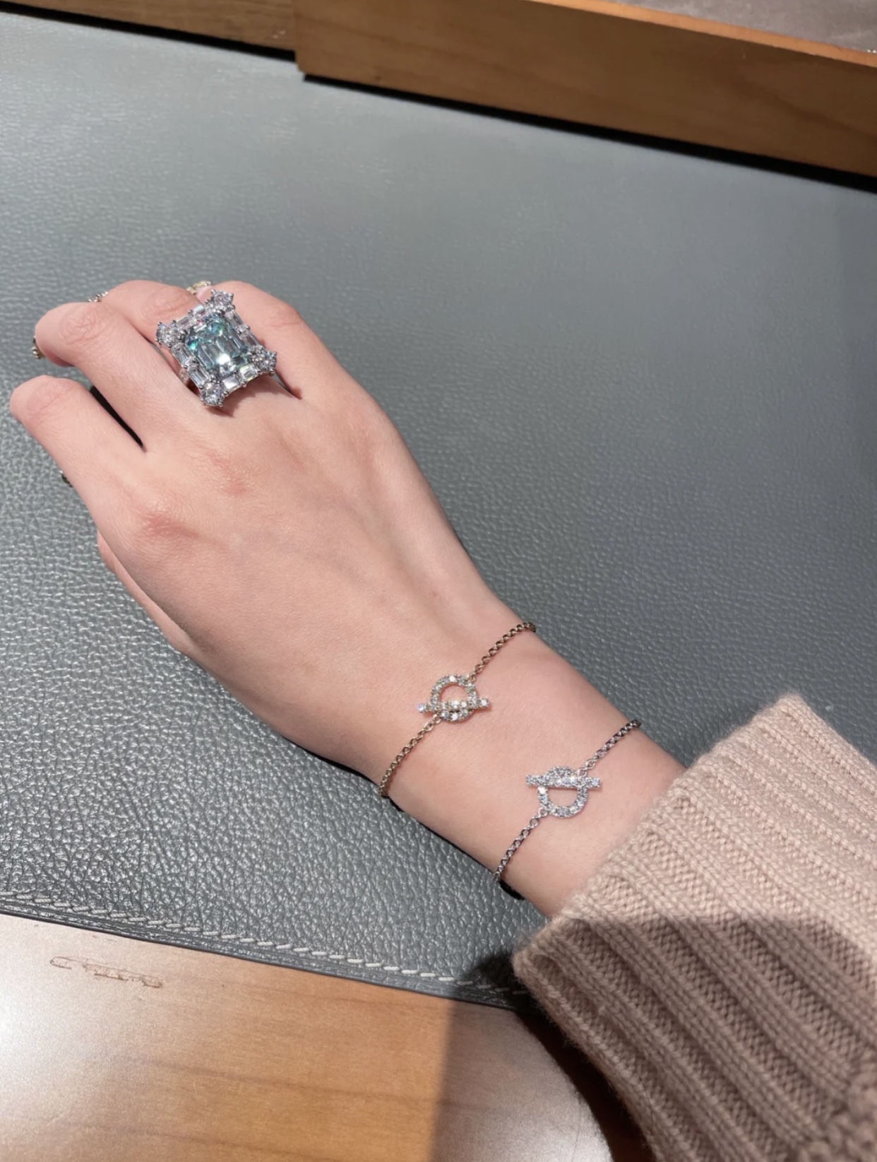 Hermès Basic Jewelry Silver S