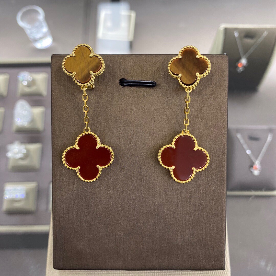 Van Cleef Arpels Earrings