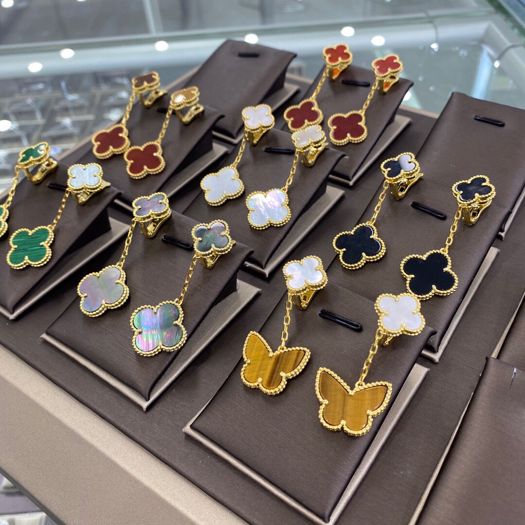 Van Cleef Arpels Earrings