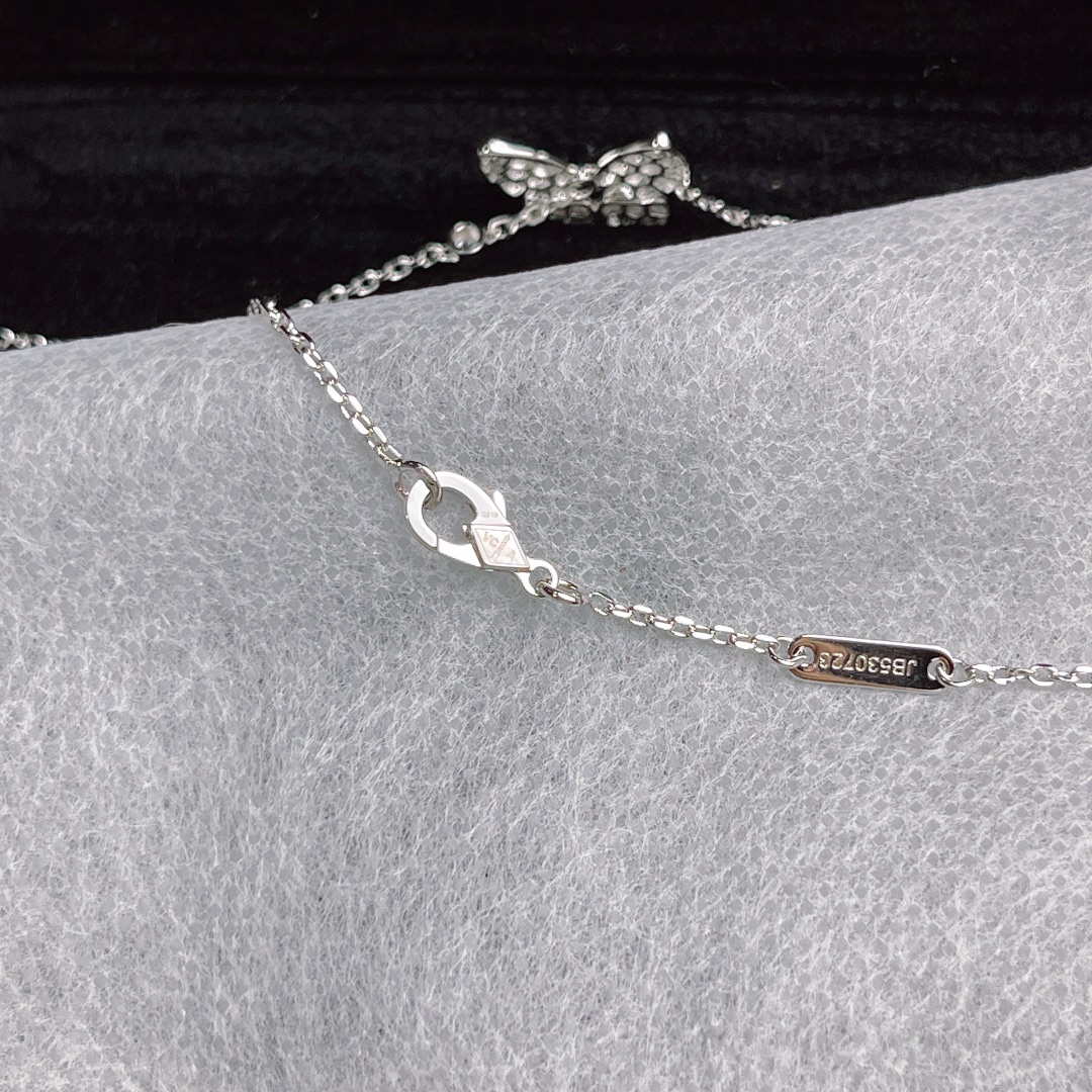 Van Cleef Arpels Necklace