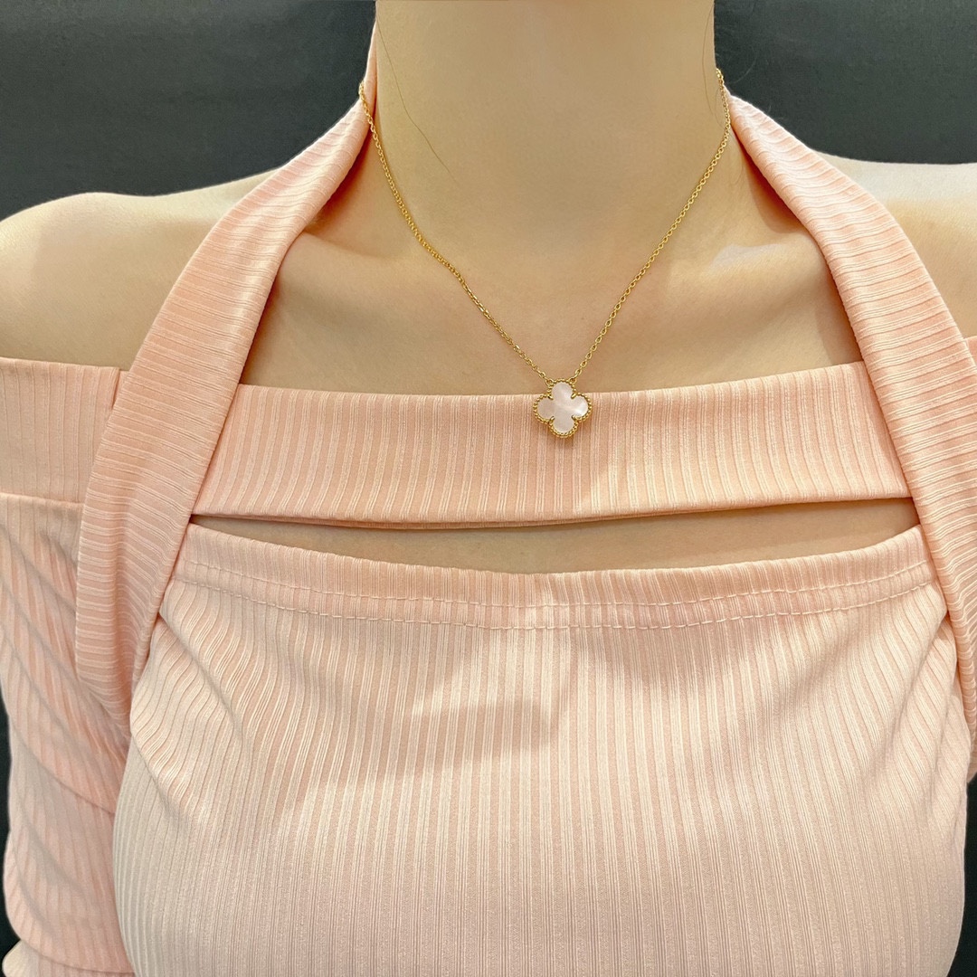 Van Cleef Arpels Necklace Gold Gold Inlaid 42cm